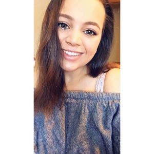 Meet your Posher, Brianna